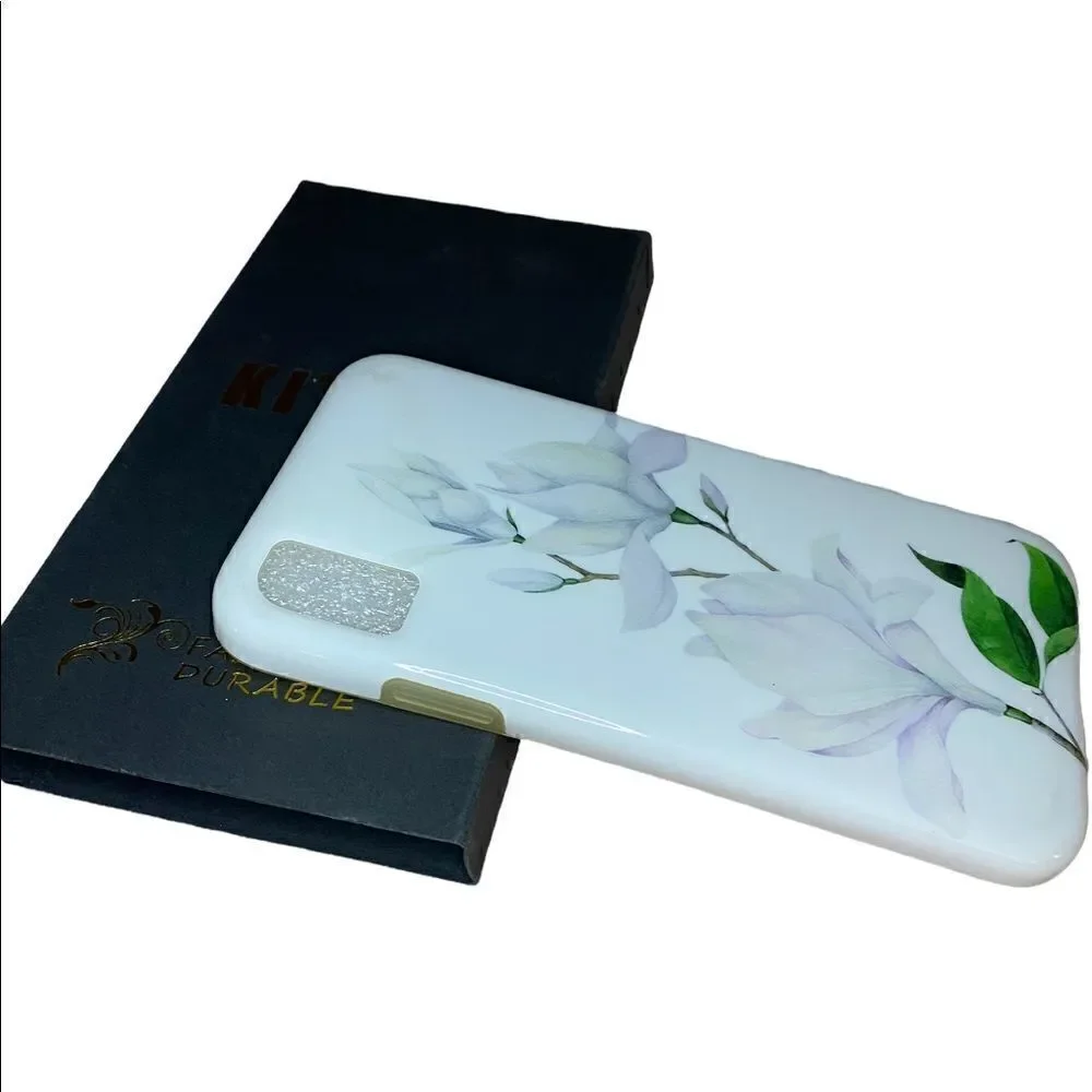 iPhone X/ Xs White Flower Cell Phone Case